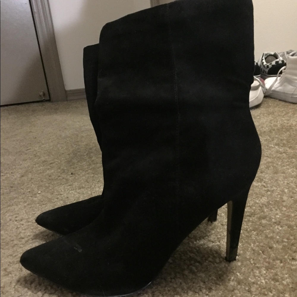 All black heels